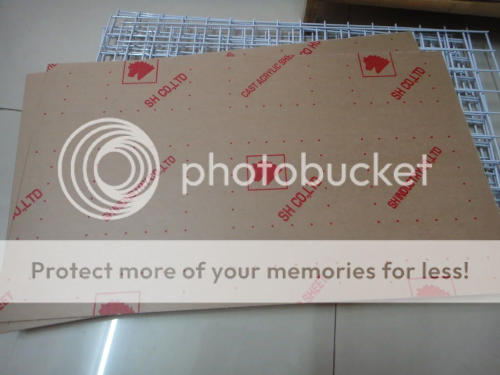 Cách làm thẳng tấm nhựa lấy sáng rỗng ruột poly carbonate - 1